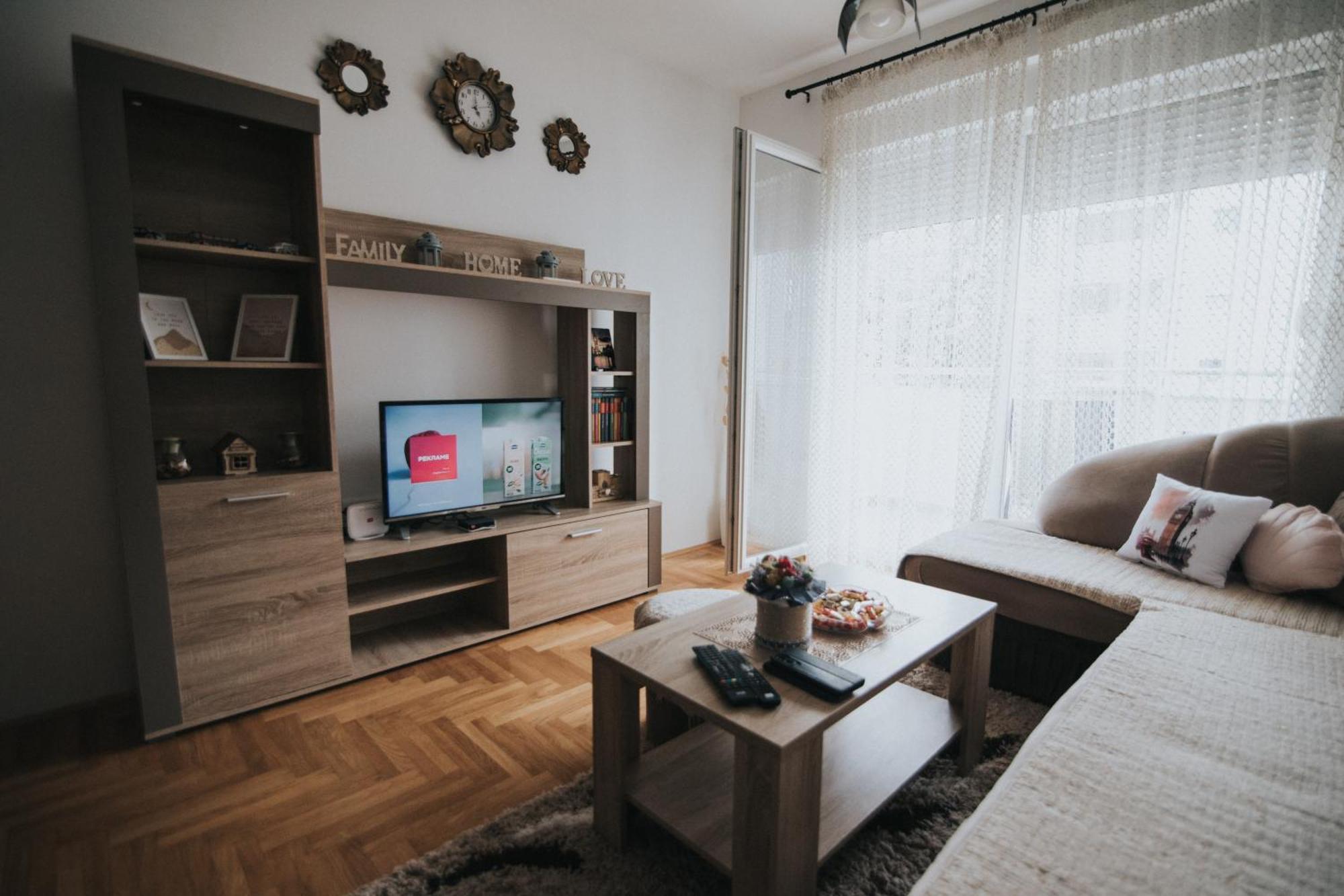 Apartment Peckham Требинье Экстерьер фото